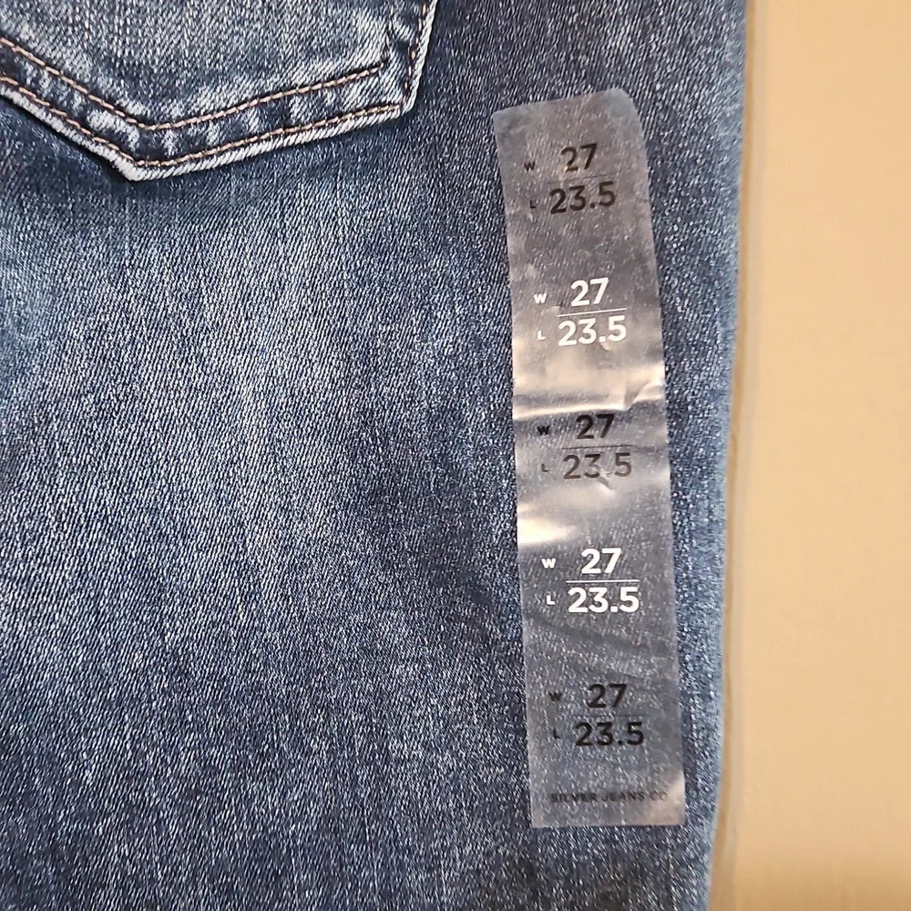 NWOT Silver Suki Capri Jeans - Picture 9 of 12